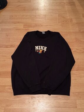 Gildan Black Crewneck Sweatshirt with Drip Graphic